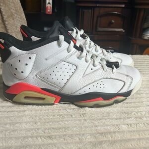 Jordan 6 Retro Low White Infrared 23 Black men size 11